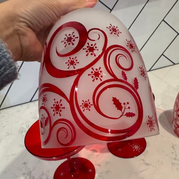 Vintage scroll red frosted glass mini cloches bell jars red stand Christmas rare - Picture 8 of 12